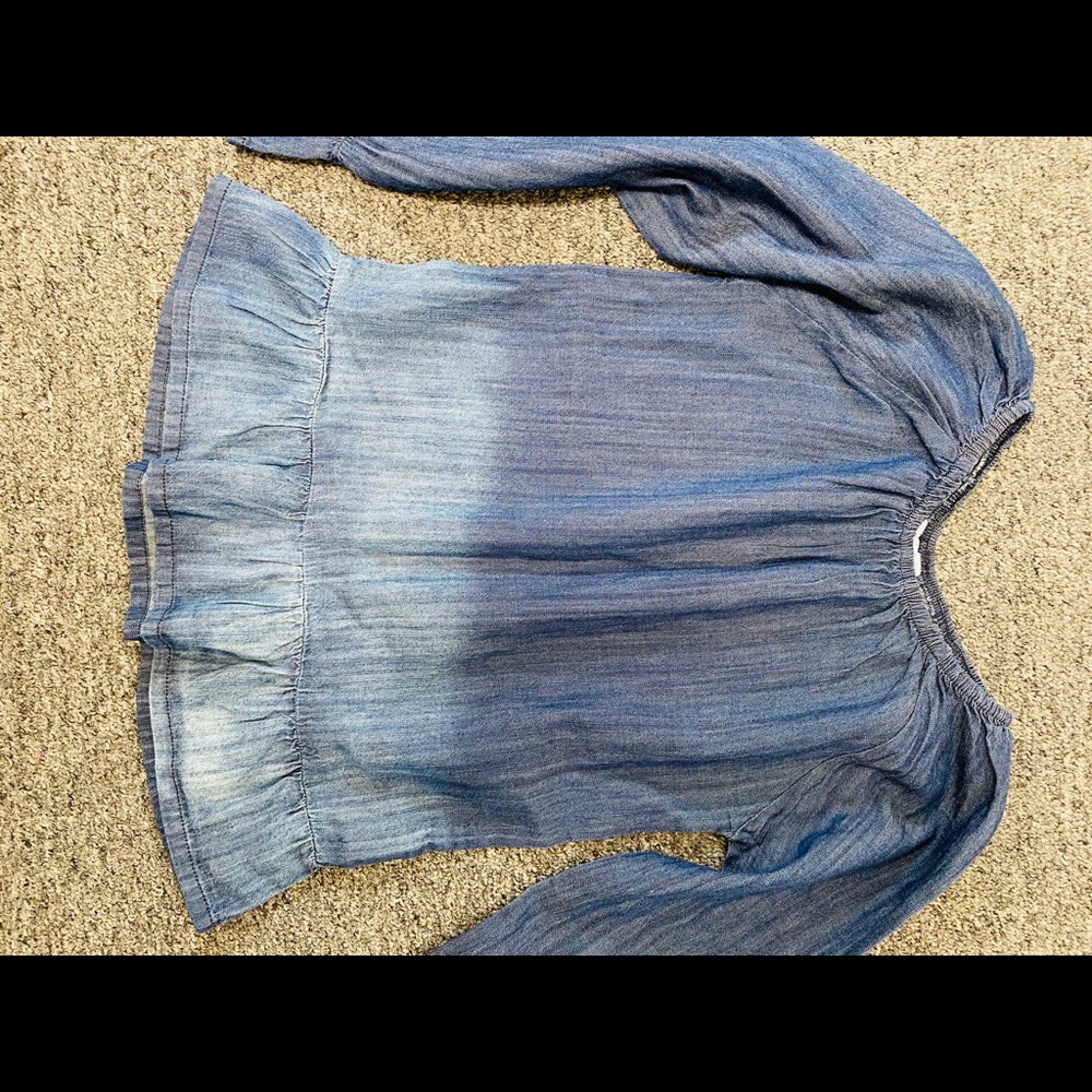 Top - Picture 3 of 3
